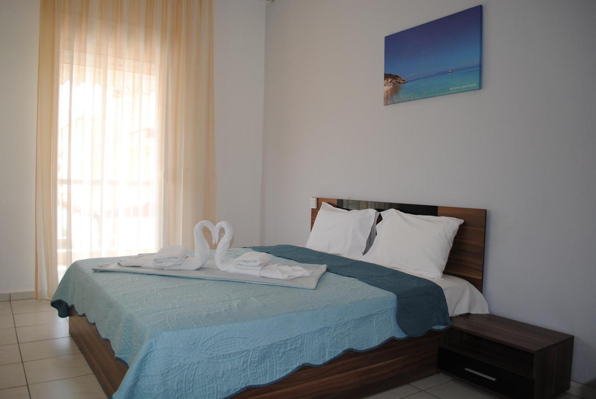 Artemis Apartments Paralia Dionysiou Dış mekan fotoğraf