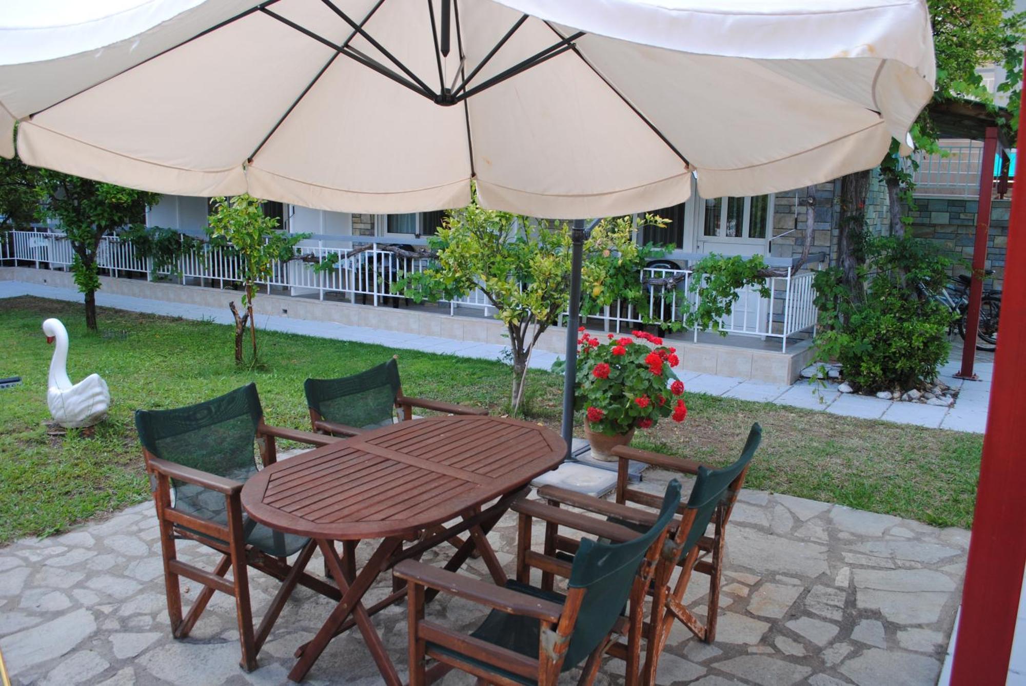 Artemis Apartments Paralia Dionysiou Dış mekan fotoğraf