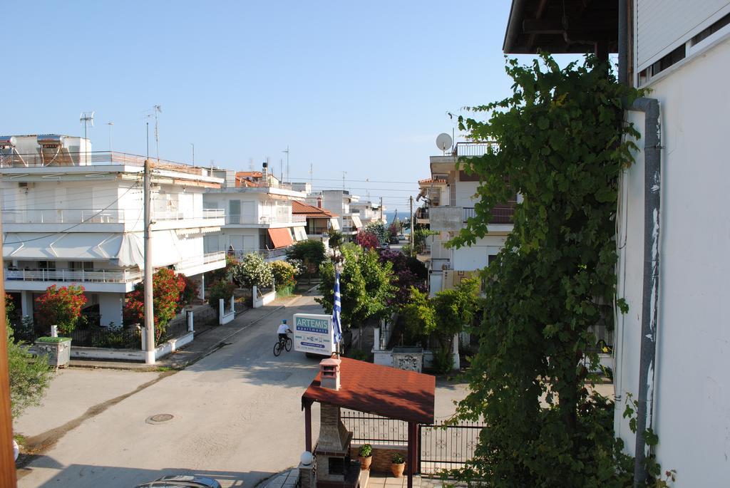 Artemis Apartments Paralia Dionysiou Dış mekan fotoğraf