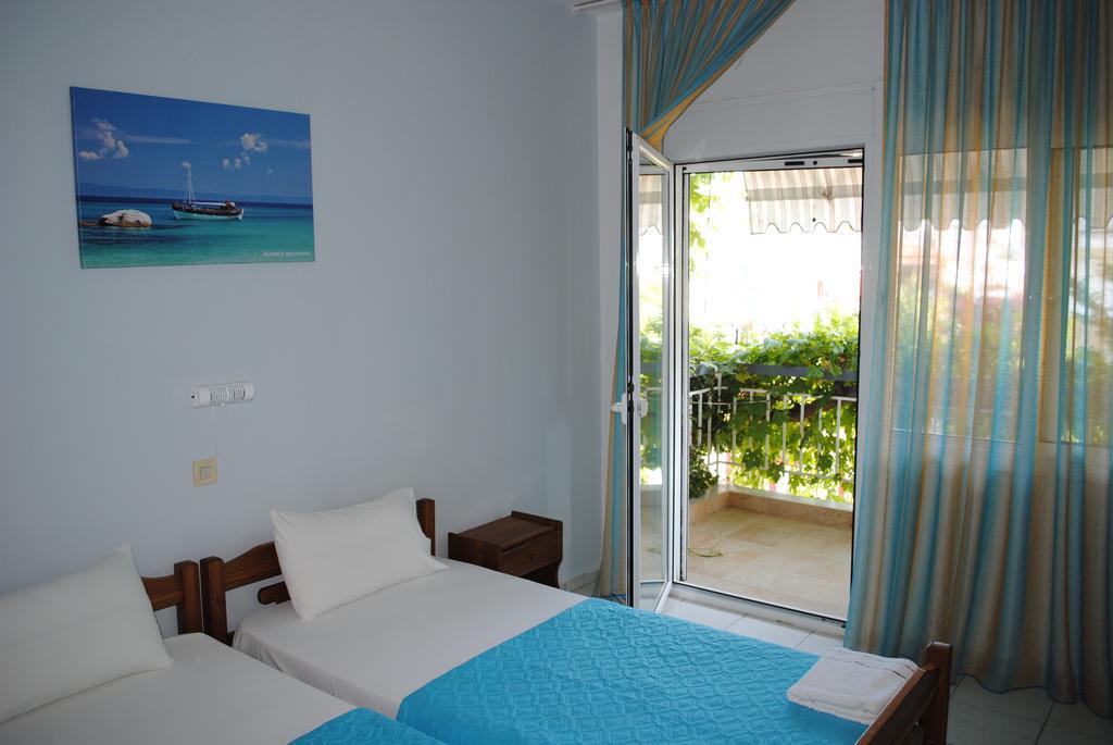 Artemis Apartments Paralia Dionysiou Oda fotoğraf